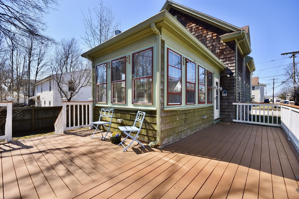 36 Hazel St
