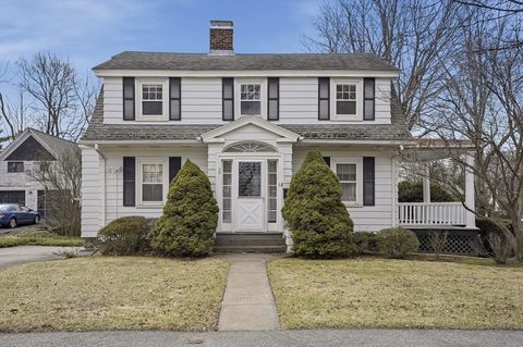 Photo of 18 Davidson Road, Worcester, MA 01605 (MLS # 73495213)