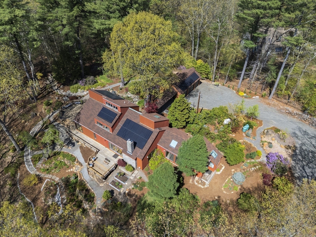 11 Chaplin Cir