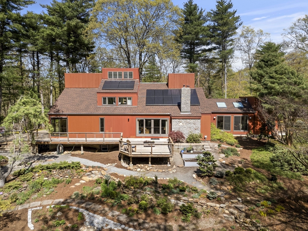 11 Chaplin Cir