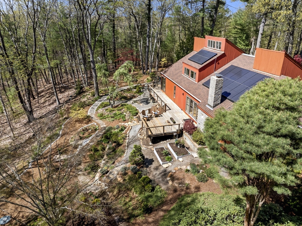 11 Chaplin Cir