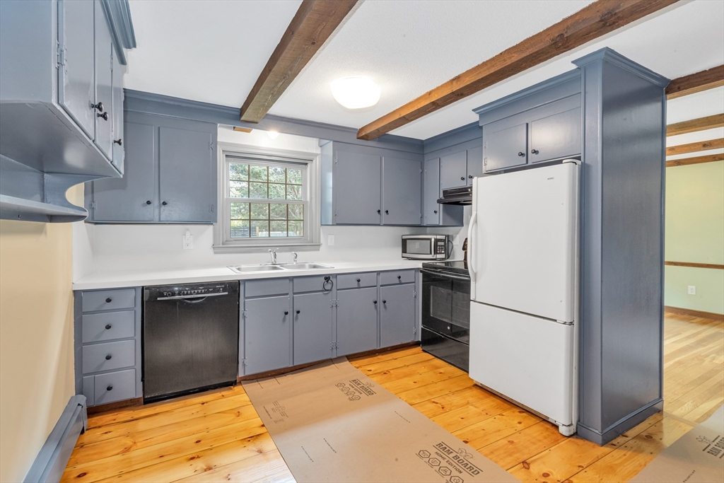 43 Cedar Acres Rd