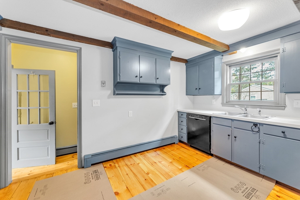 43 Cedar Acres Rd