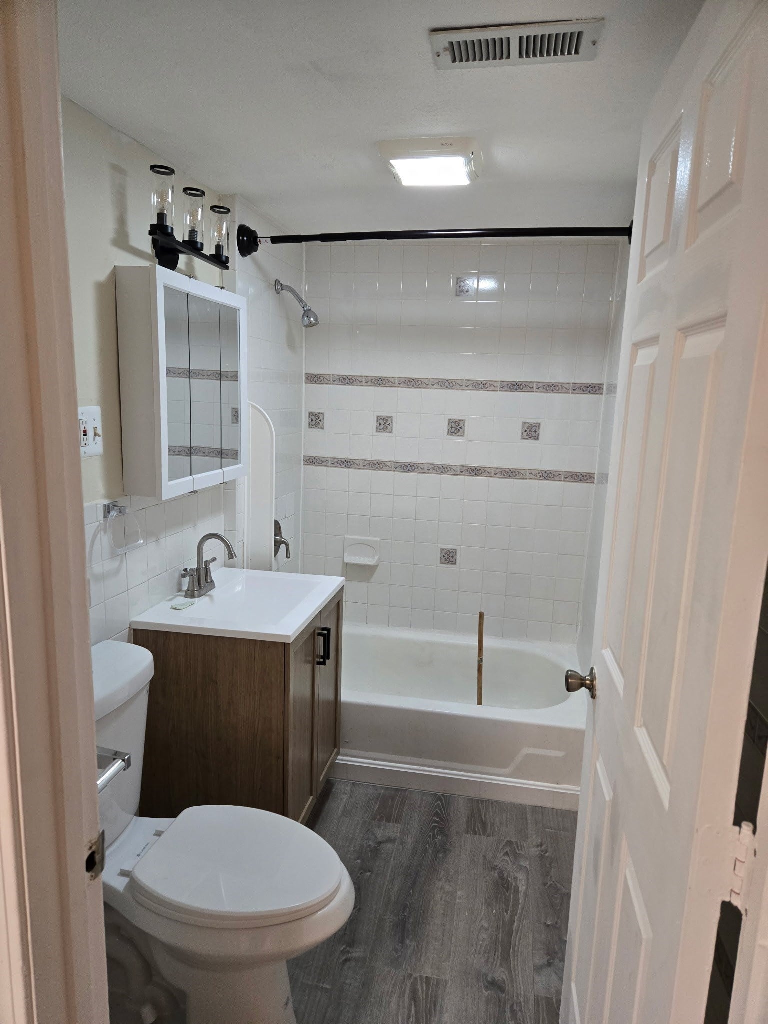 1111-1115 Blue Hill Avenue #10, Boston, MA, 1111-1115 Blue Hill Avenue #10, Boston, MA Photo #4