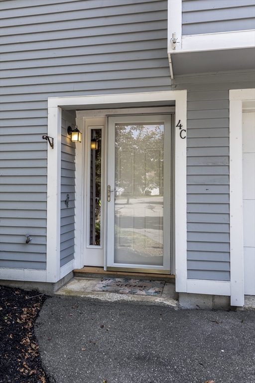 4 Arnold Drive C