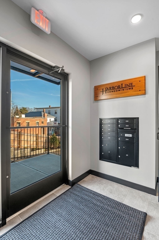 11 Boynton St #202, Swampscott, MA Photo #8