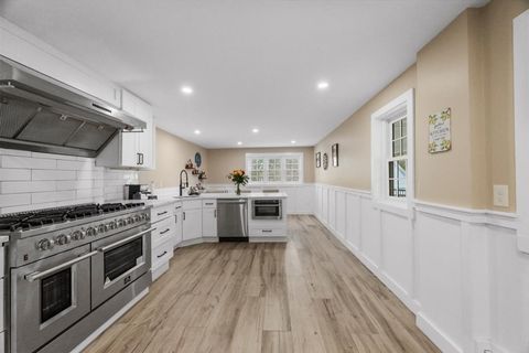 12 Salem St 2 Haverhill MA 01835