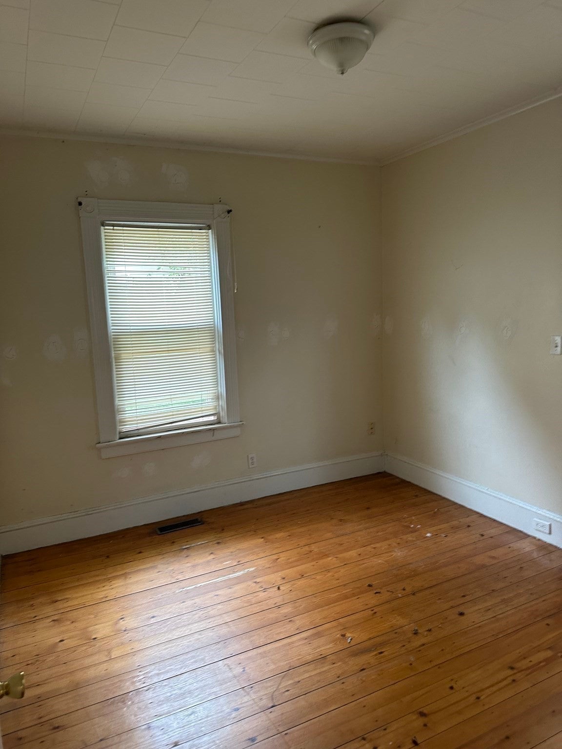 16 Preston Street, Millville, MA, 16 Preston Street, Millville, MA Photo #9