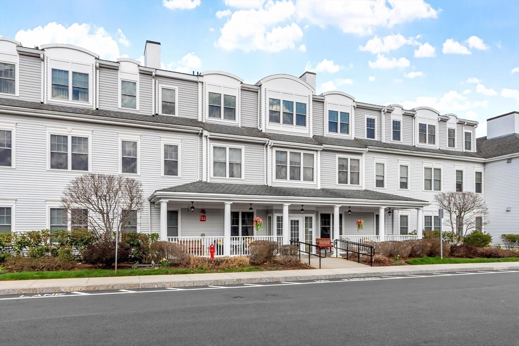 27 Hartland  Way 201