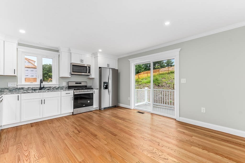 106 Pond St U 31