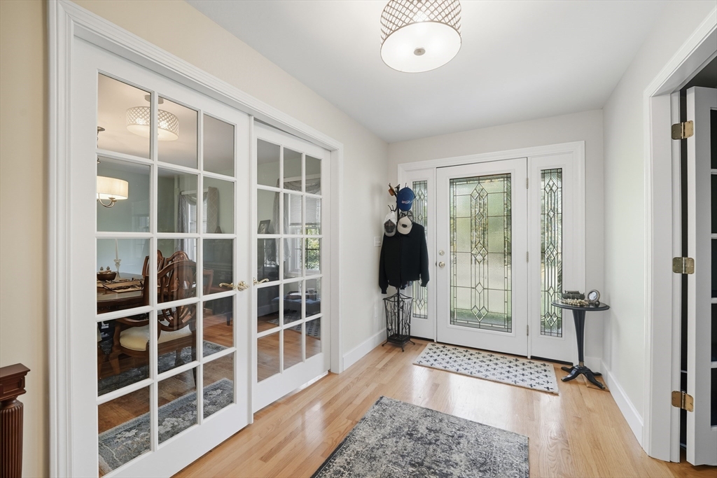 240 Hillside Rd