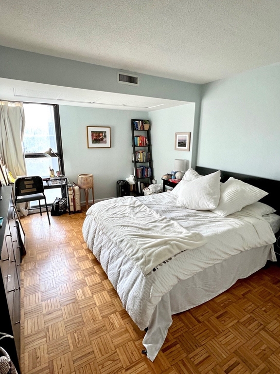 566 Commonwealth Ave #408, Boston, MA Photo #4