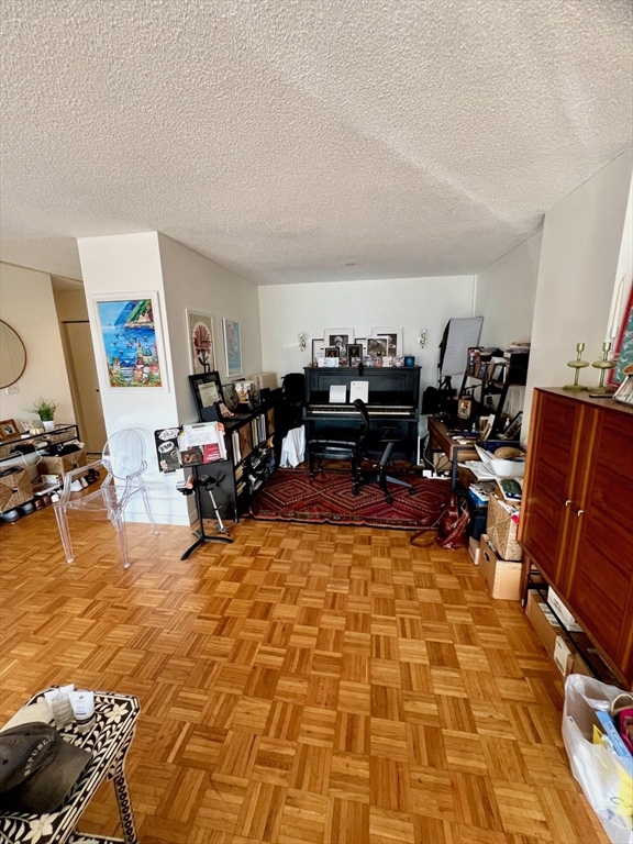 566 Commonwealth Ave #408, Boston, MA Photo #2