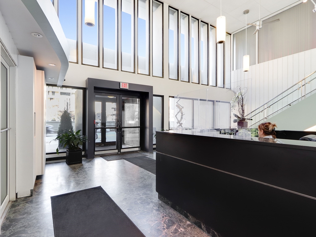 566 Commonwealth Ave #408, Boston, MA Photo #8