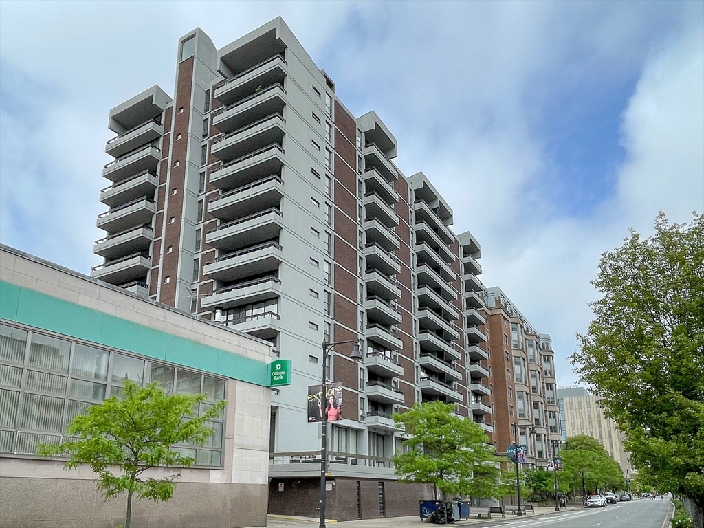 566 Commonwealth Ave #408, Boston, MA Photo #13