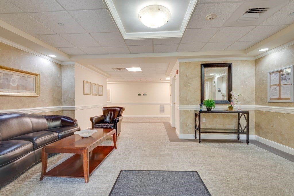 2303 Briarwood Vlg 2303