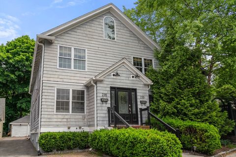 Photo of 235 Huron Avenue #2, Cambridge, MA 02138 (MLS # 73251373)