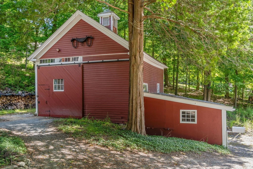 495 Edmands Rd