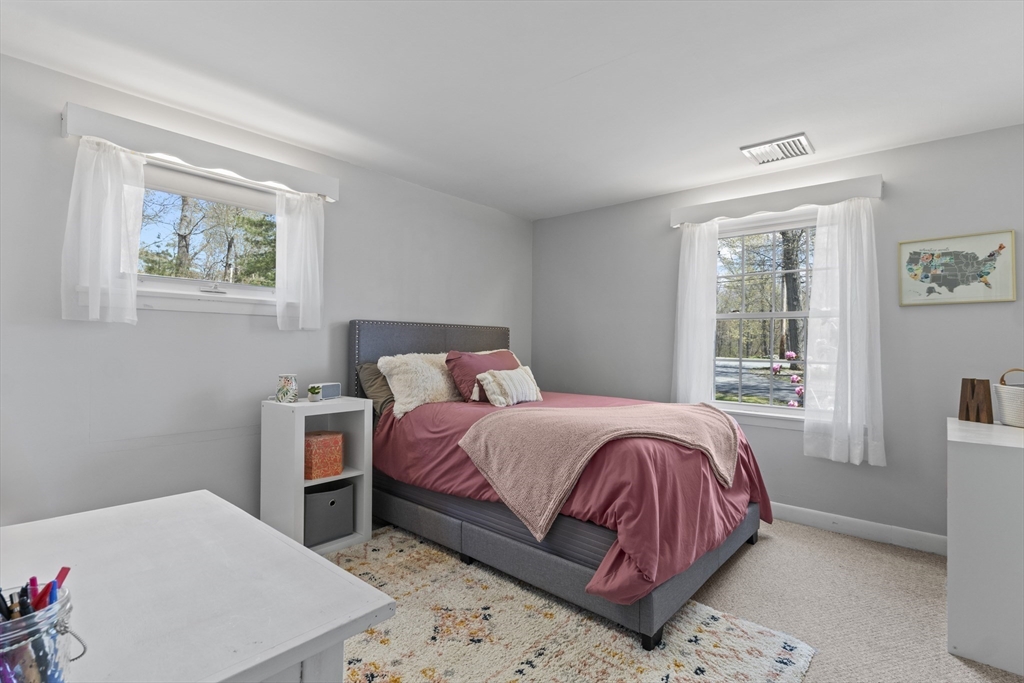 34 Smith ST, Rehoboth, MA Photo #21