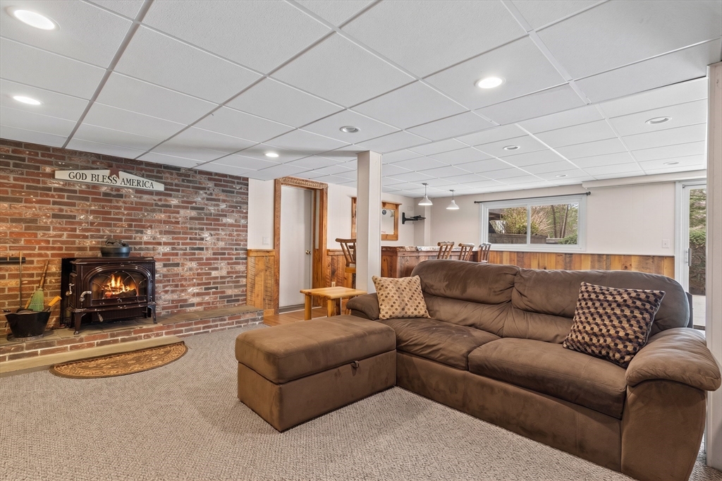 34 Smith ST, Rehoboth, MA Photo #23