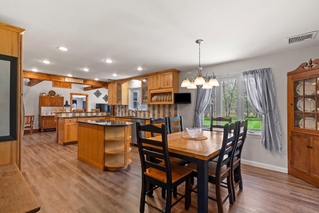 34 Smith ST, Rehoboth, MA Photo #16