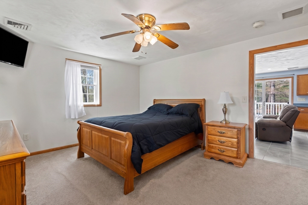 34 Smith ST, Rehoboth, MA Photo #34
