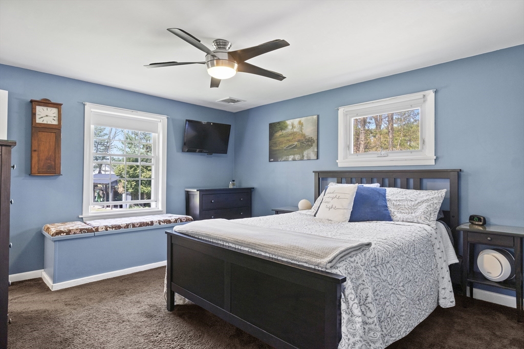 34 Smith ST, Rehoboth, MA Photo #18