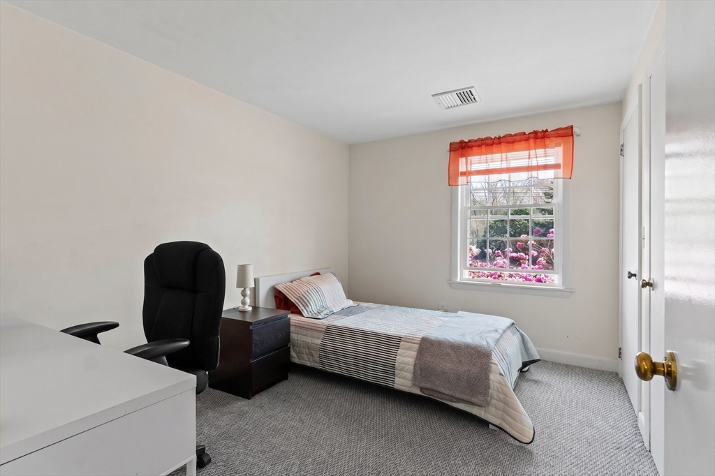 34 Smith ST, Rehoboth, MA Photo #22
