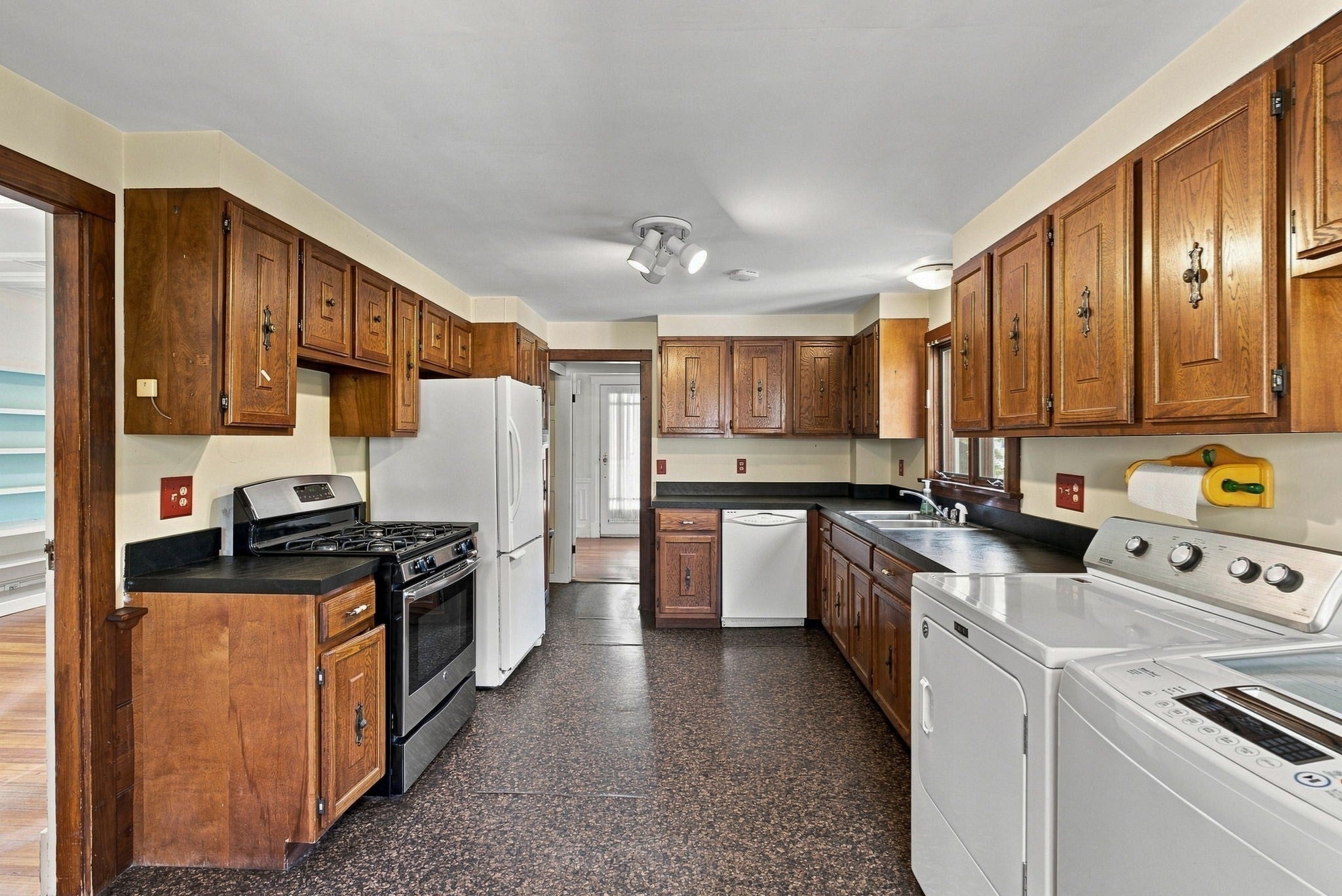 19 Norwood Ave, Rockport, MA, 19 Norwood Ave, Rockport, MA Photo #13