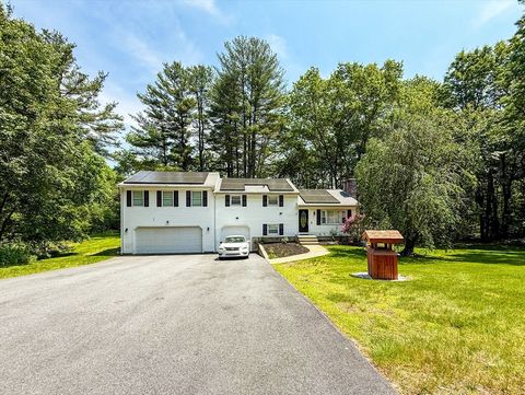 1 Fieldstone Way Hopedale MA 01747