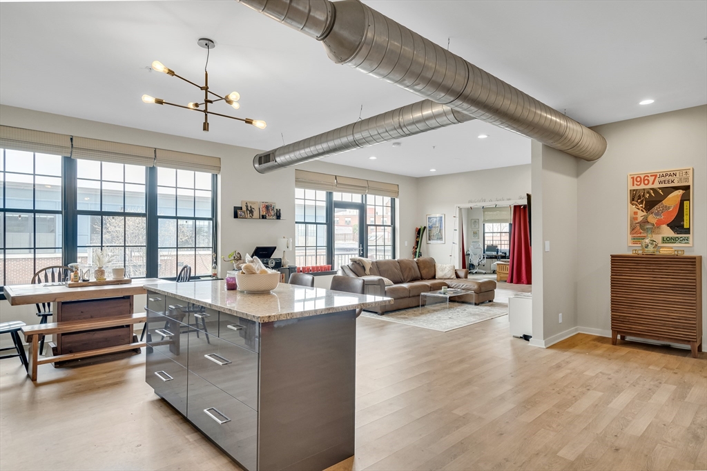 944 Dorchester Ave 56