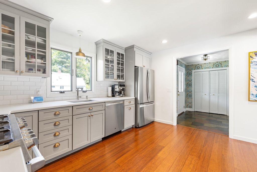 14 Hardwick Rd