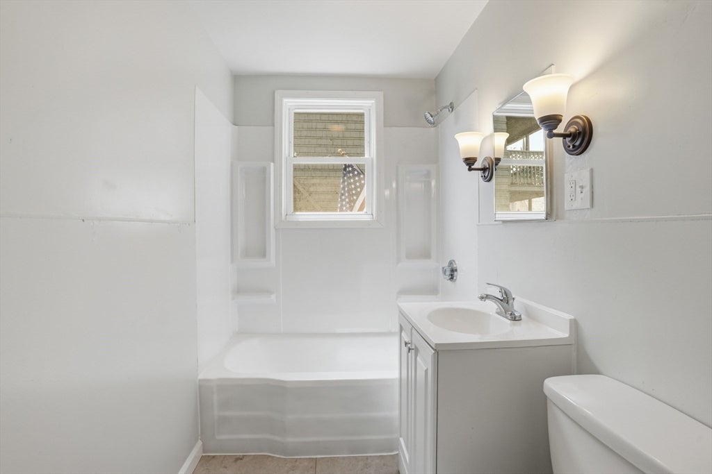 420 Rathbun ST #9, Woonsocket, RI, 420 Rathbun ST #9, Woonsocket, RI Photo #11