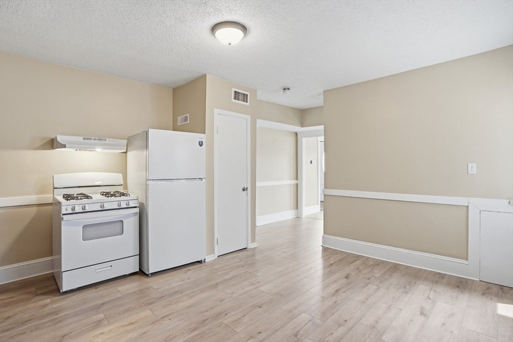 420 Rathbun ST #9, Woonsocket, RI, 420 Rathbun ST #9, Woonsocket, RI Photo #6
