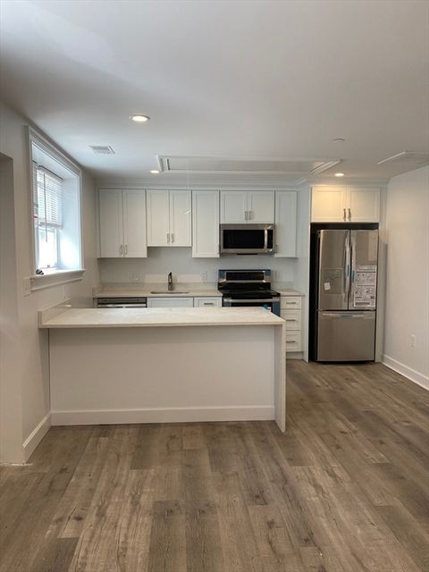 Photo of 190 Pleasant St #2, Marblehead, MA 01945 (MLS # 73481157)