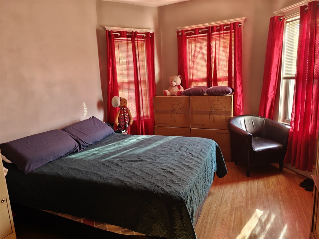 128 Shurtleff St