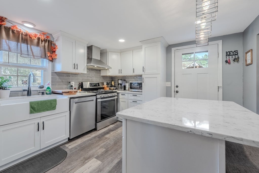 62 Dexter Ave, Dracut, MA, 62 Dexter Ave, Dracut, MA Photo #3