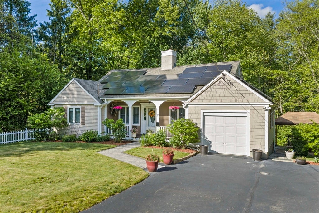113 Colonel Hunt Dr
