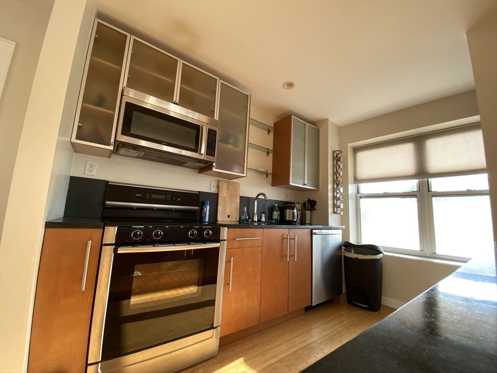 120 Mountfort St 401