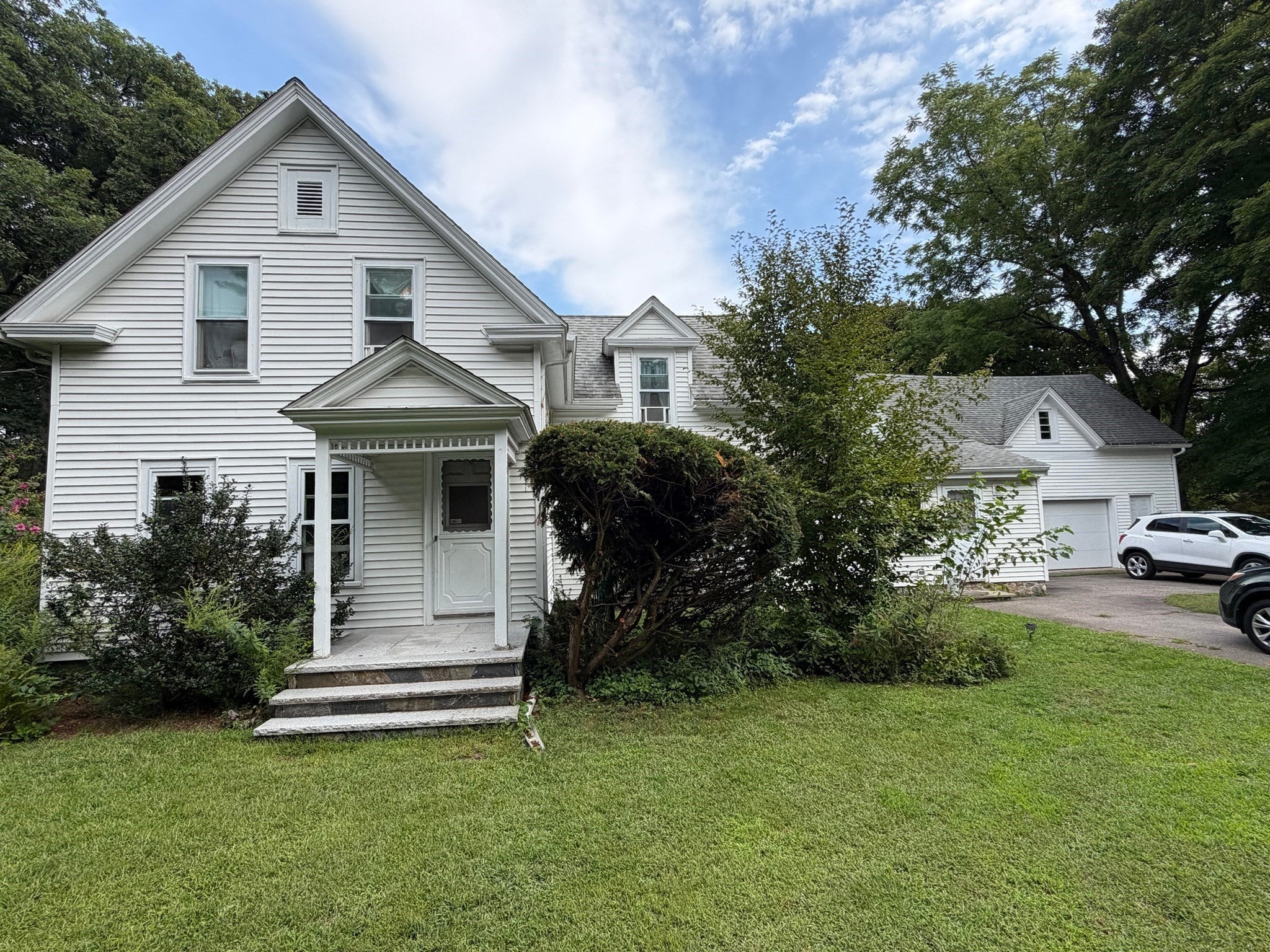 414 Central Street, Holliston, MA Photo #1