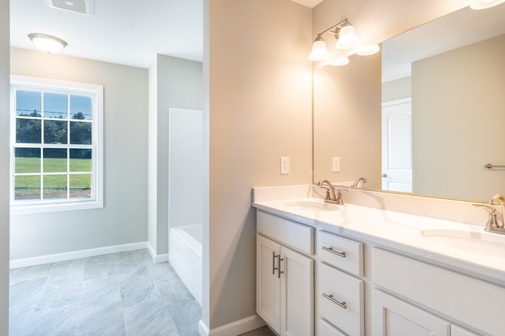 Wilbraham, Massachusetts 01095, United States, 4 Bedrooms Bedrooms, ,3 BathroomsBathrooms,Residential,Active,143262