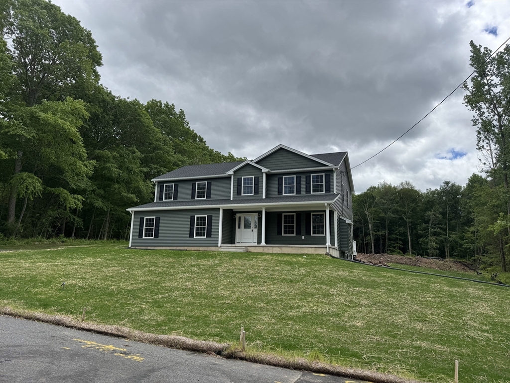 Wilbraham, Massachusetts 01095, United States, 4 Bedrooms Bedrooms, ,3 BathroomsBathrooms,Residential,Active,143262