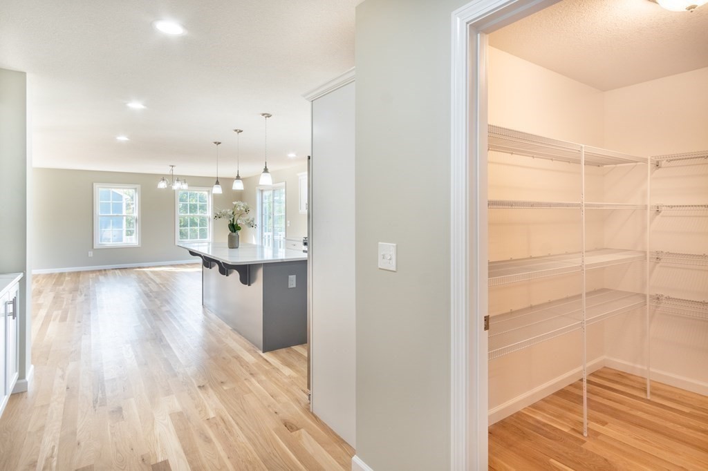 Wilbraham, Massachusetts 01095, United States, 4 Bedrooms Bedrooms, ,3 BathroomsBathrooms,Residential,Active,143262