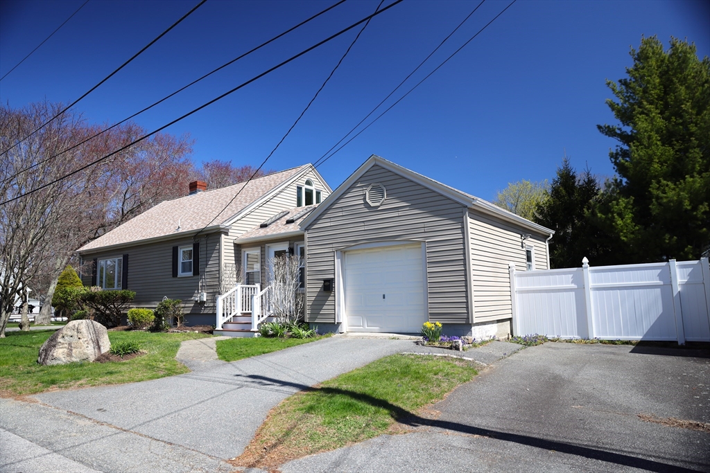 6 Vernon Avenue