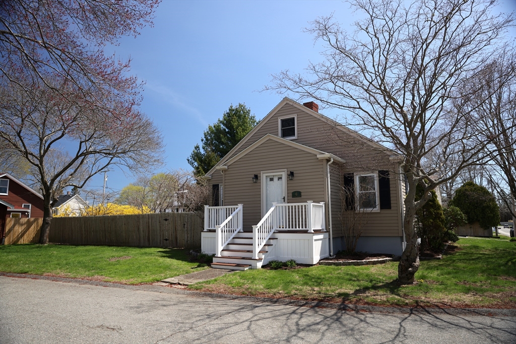 6 Vernon Avenue