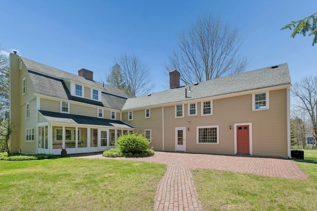 302 Church Street