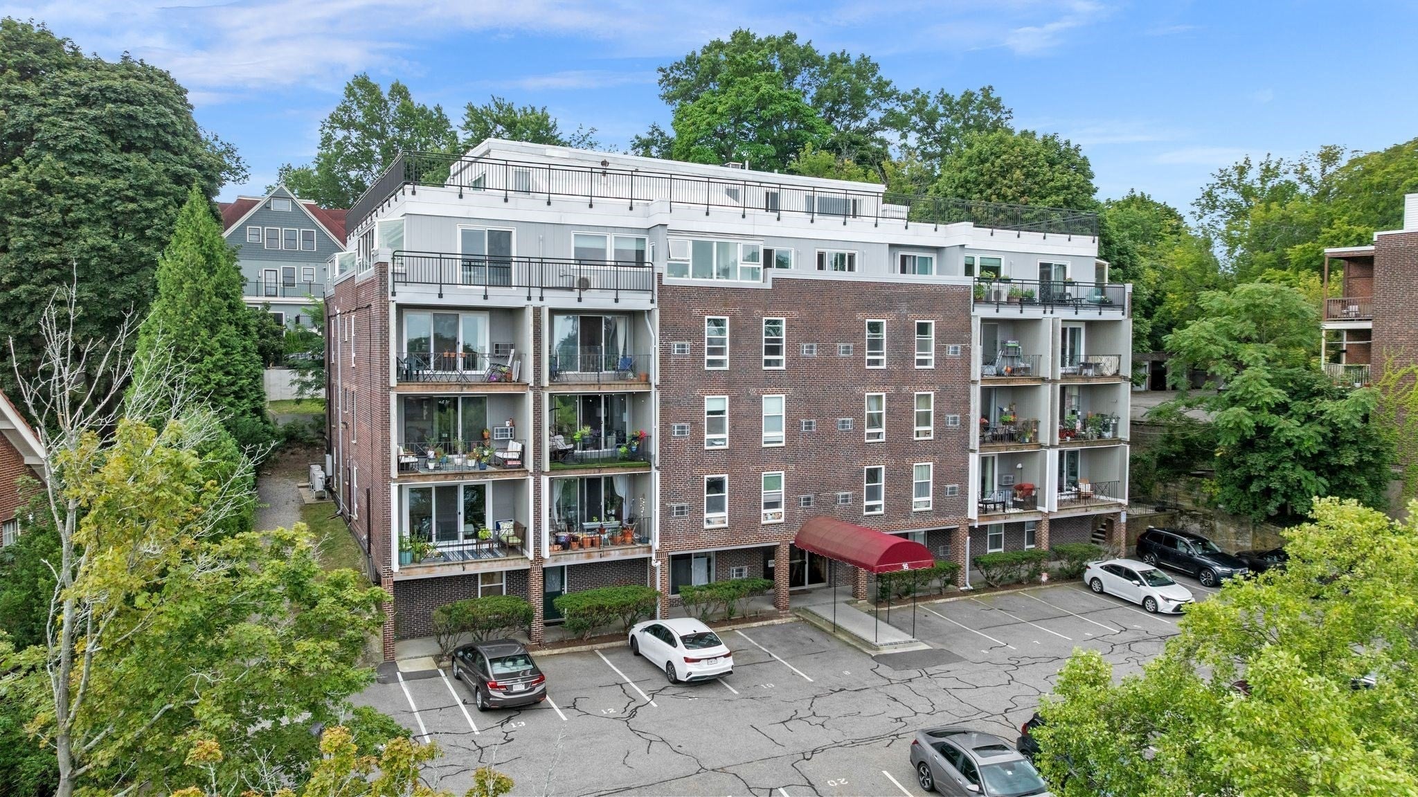 16 Addington Rd #12, Brookline, MA Photo #3