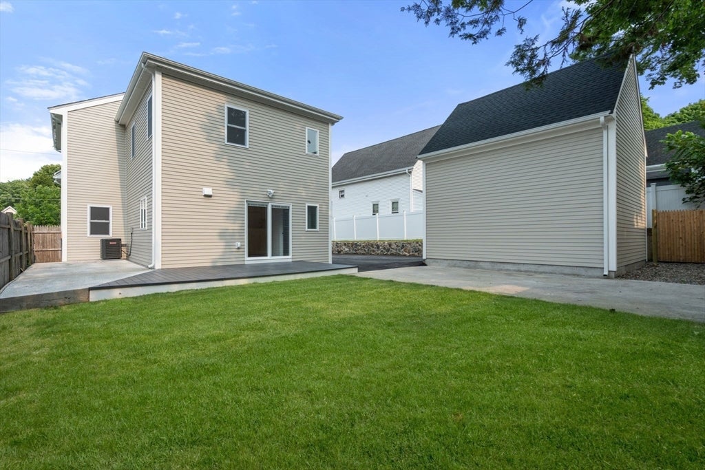 24 N Byron Ave