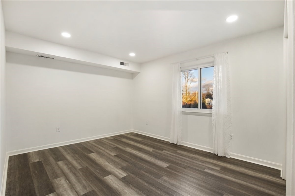 15 Oak Neck Rd #11, Barnstable, MA Photo #18
