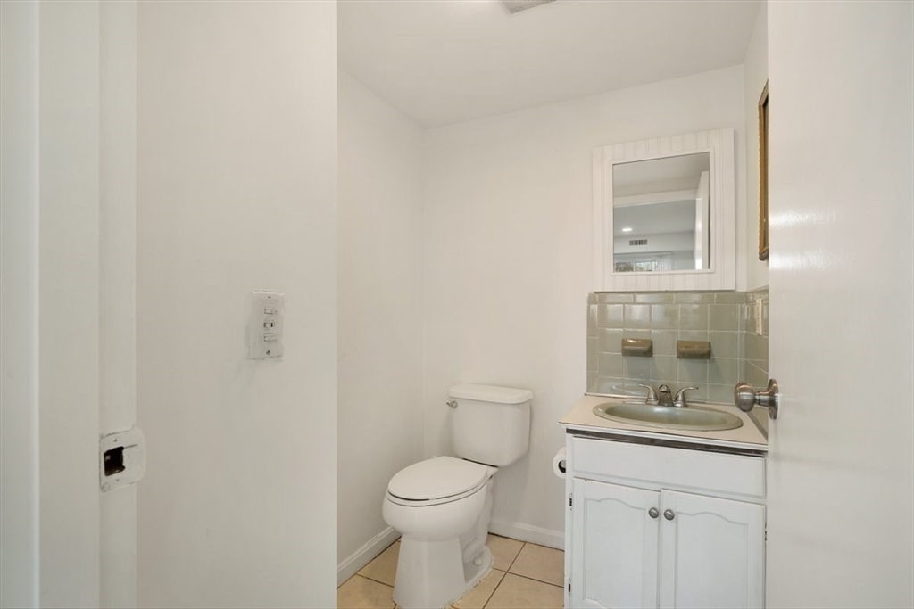 15 Oak Neck Rd #11, Barnstable, MA Photo #15